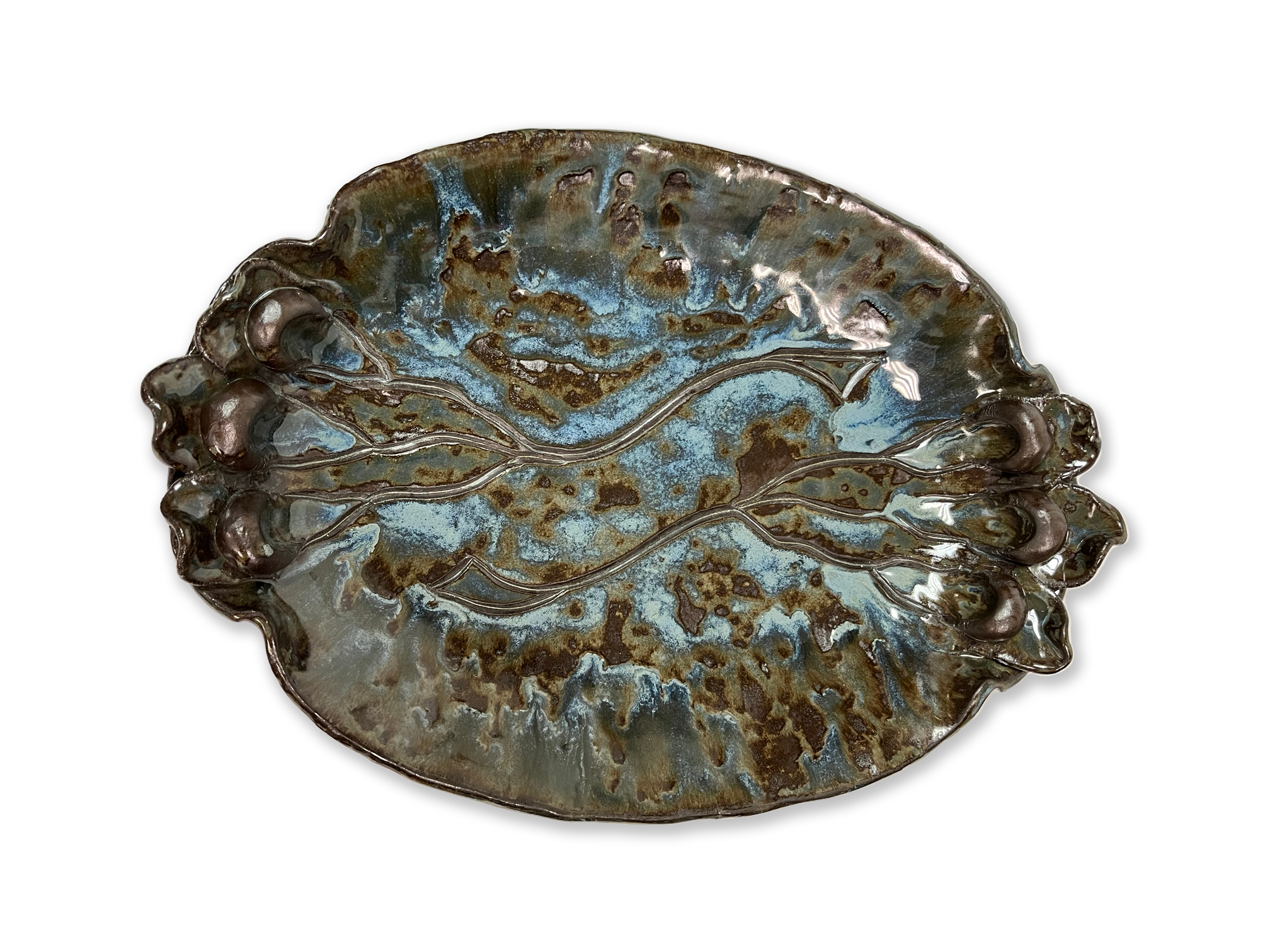 These spectacular serving tray has been crafted and submitted by Nancy Redwood.